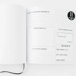 Baby'S Eerste Jaar Boek Bonjour To You