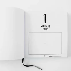 Baby'S Eerste Jaar Boek Bonjour To You