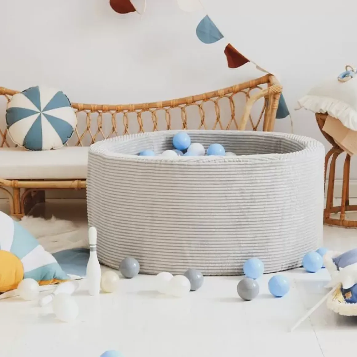 Ballenbak Xl Rond 90X40 Rib Velvet Grey Moje