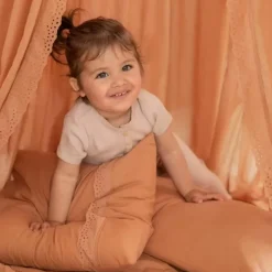 Beddengoed Junior Vera Eyelet Sienna Brown Nobodinoz