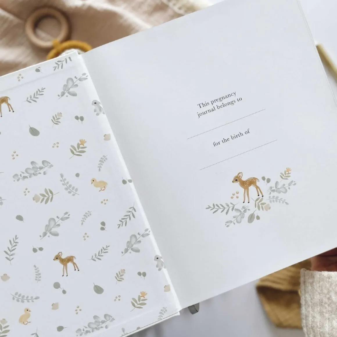 Blush & Gold Zwangerschapsdagboek Dieren