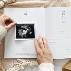 Blush & Gold Zwangerschapsdagboek Dieren