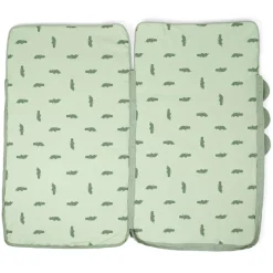 Done By Deer Gewatteerde Kinderslaapzak Croco Green