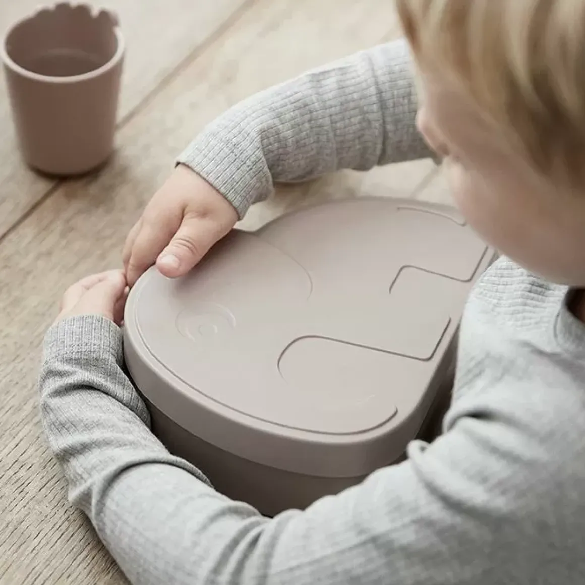 Done By Deer Kiddish Lunchbox Elphee Sand