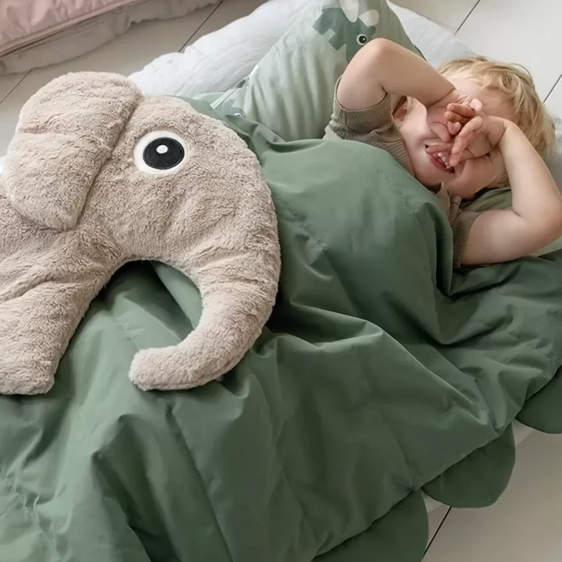 Done By Deer Knuffel Friend Elphee Sand