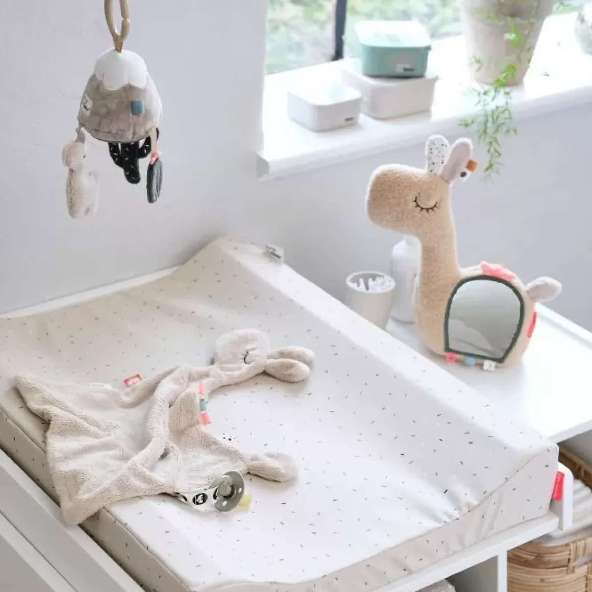 Done By Deer Knuffeldoek Lalee Sand