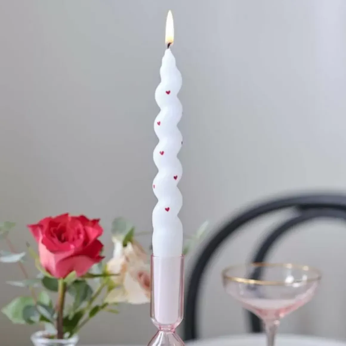 Gedraaide Kaarsen Met Hartjes - Romantische Tafeldecoratie - Ginger Ray