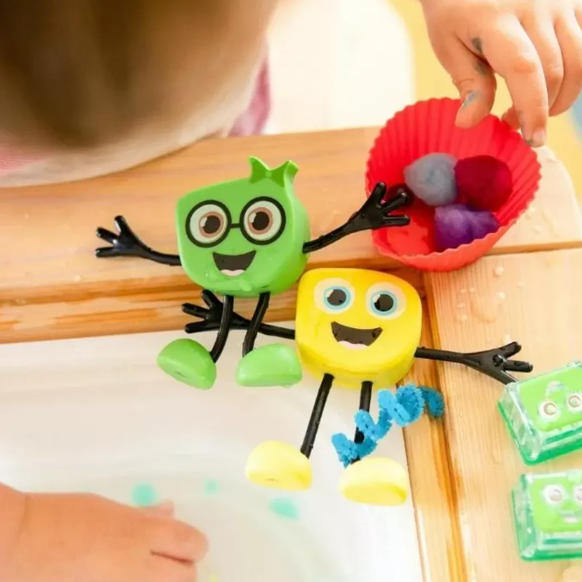 Glo Pals Poppetje Alex Geel