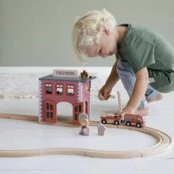 Houten Brandweerkazerne Little Dutch