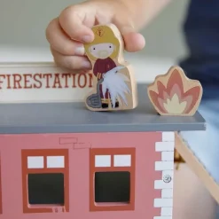 Houten Brandweerkazerne Little Dutch