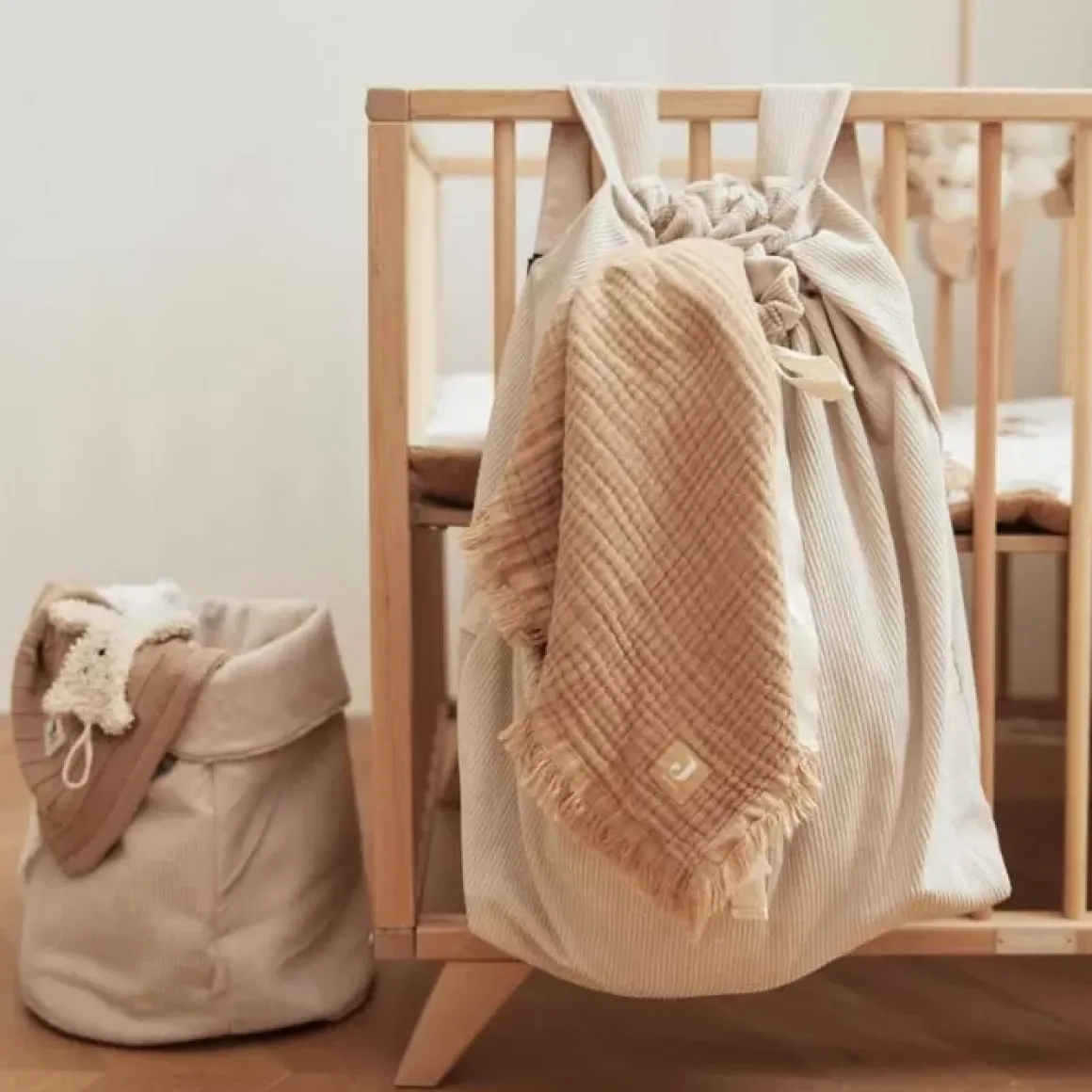 Jollein Boxopbergzak Corduroy Nougat