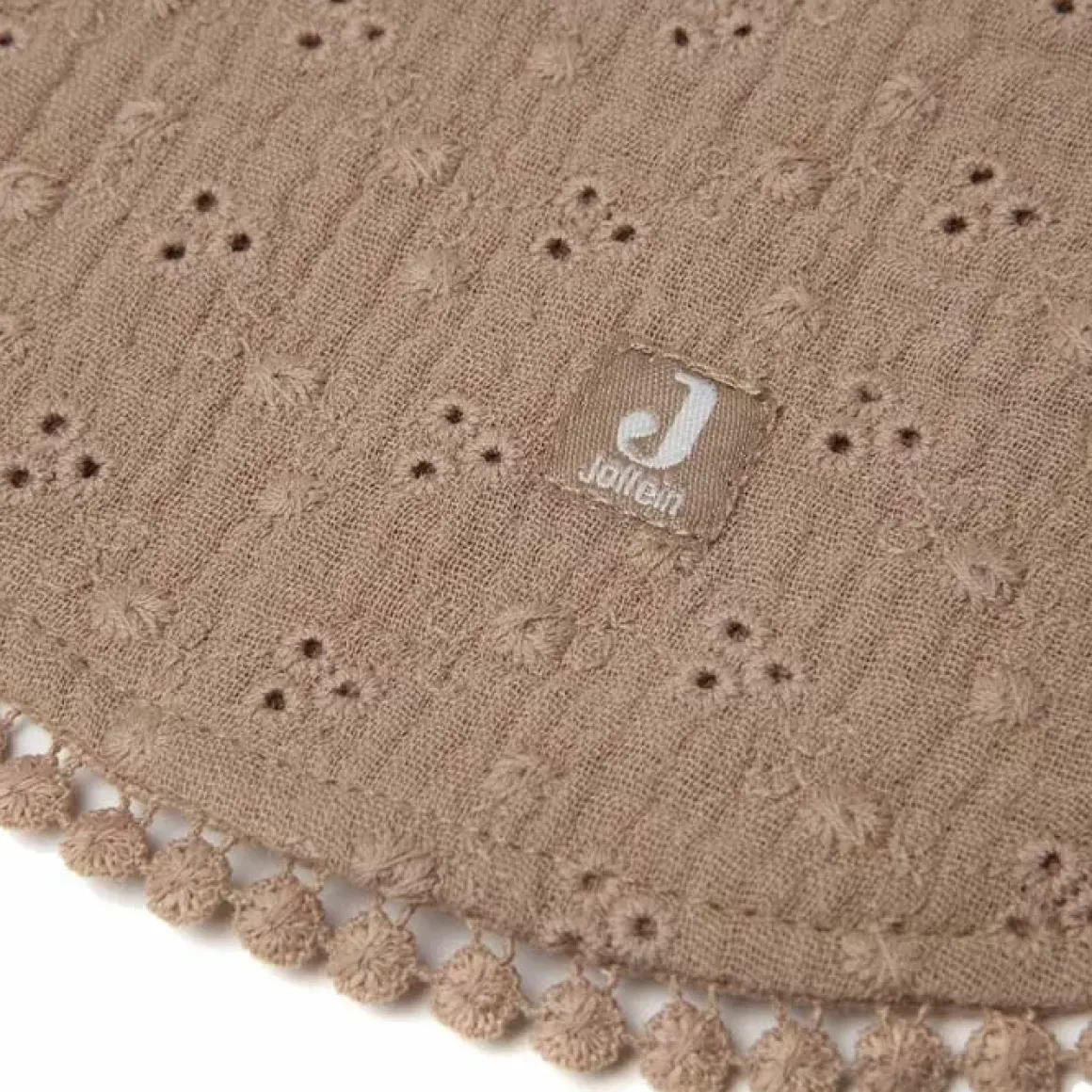 Jollein Kwijlslab Embroidery Biscuit