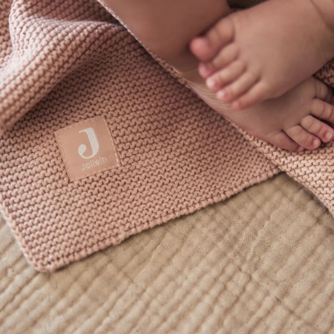 Jollein Ledikantdeken Basic Knit Wild Rose 100X150Cm