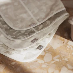 Jollein Waterproof Slabben Animals Nougat (2St)