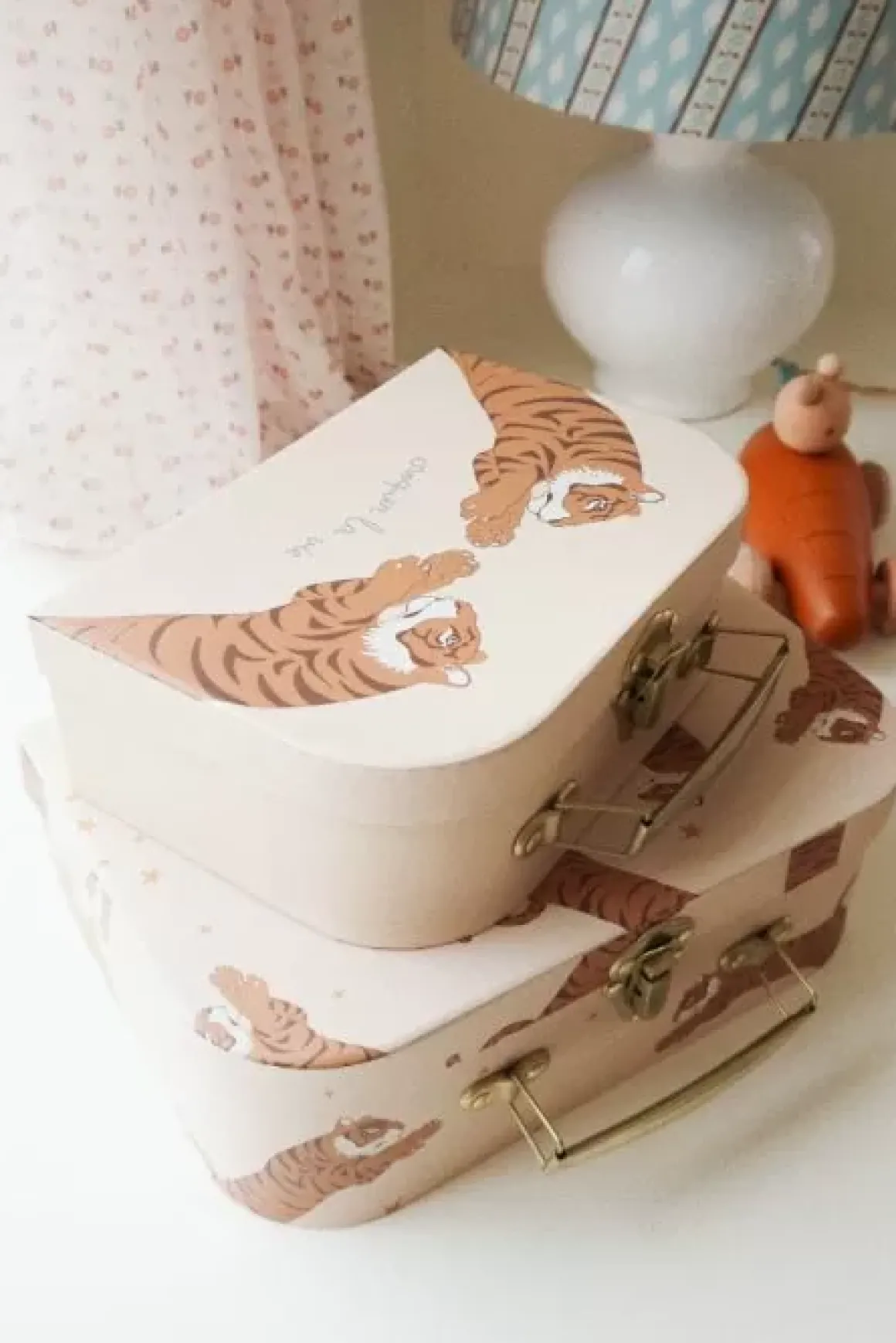 Konges Slojd Kartonnen Koffertjes Tiger Sand | Set Van 2