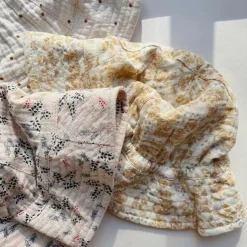 Konges Slojd Zonnehoedje Baby Kiki Wisteria