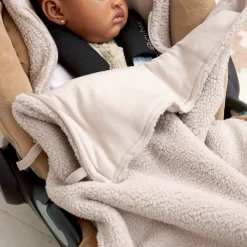 Koop Nu De Zachte En Stijlvolle Meyco Voetenzak Teddy Greige!