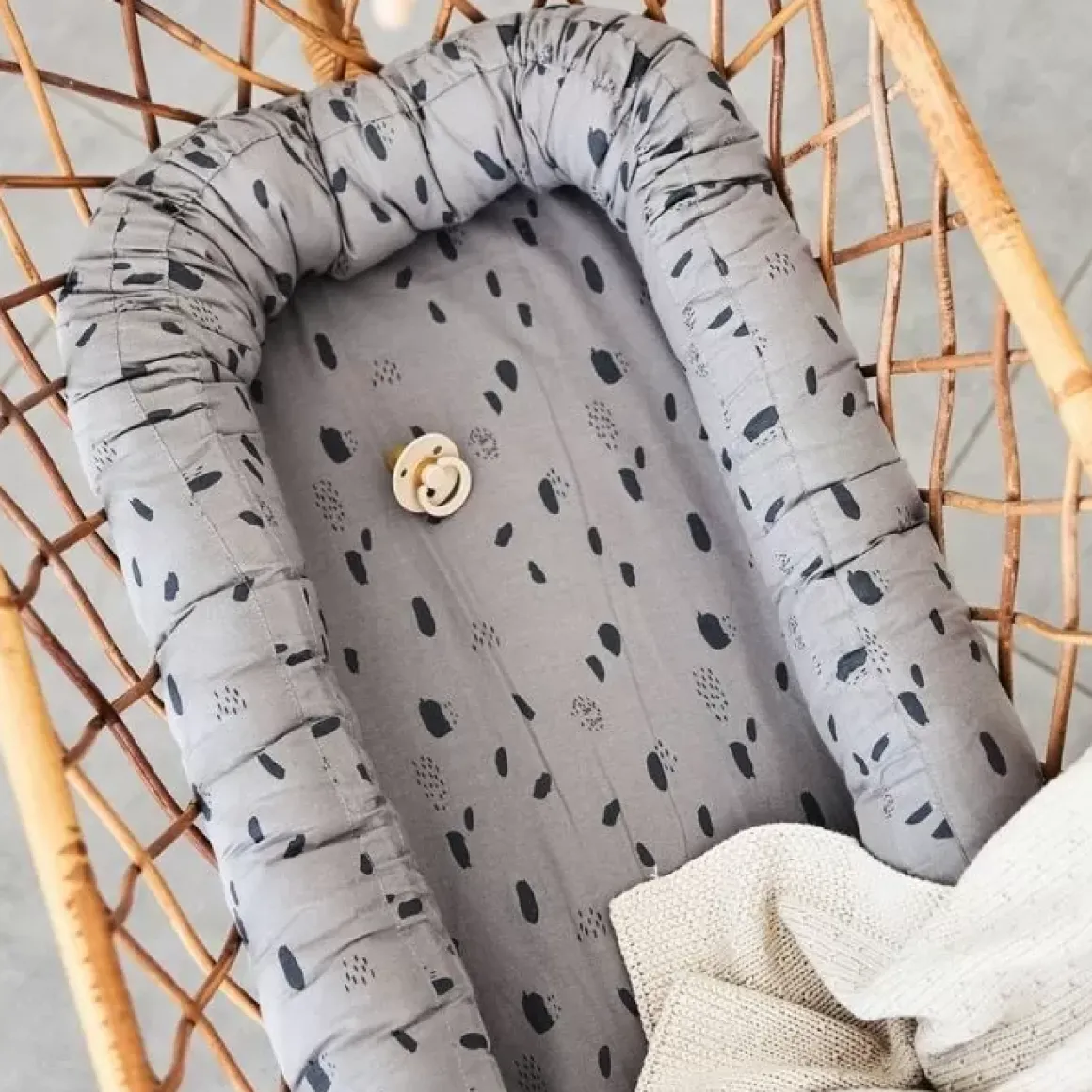 Ledikantdeken Bliss Knit Nougat Jollein