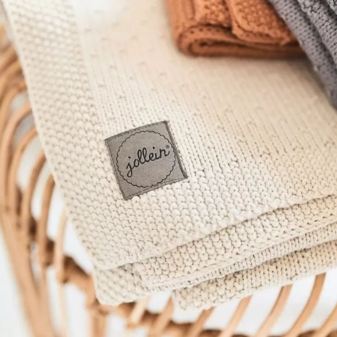 Ledikantdeken Bliss Knit Nougat Jollein