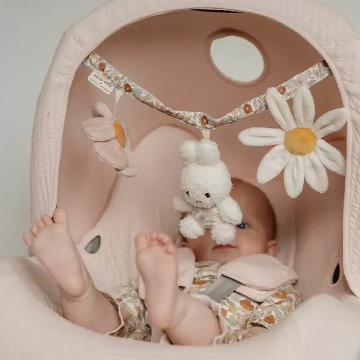 Little Dutch X Nijntje Vintage Flowers Wagenspanner