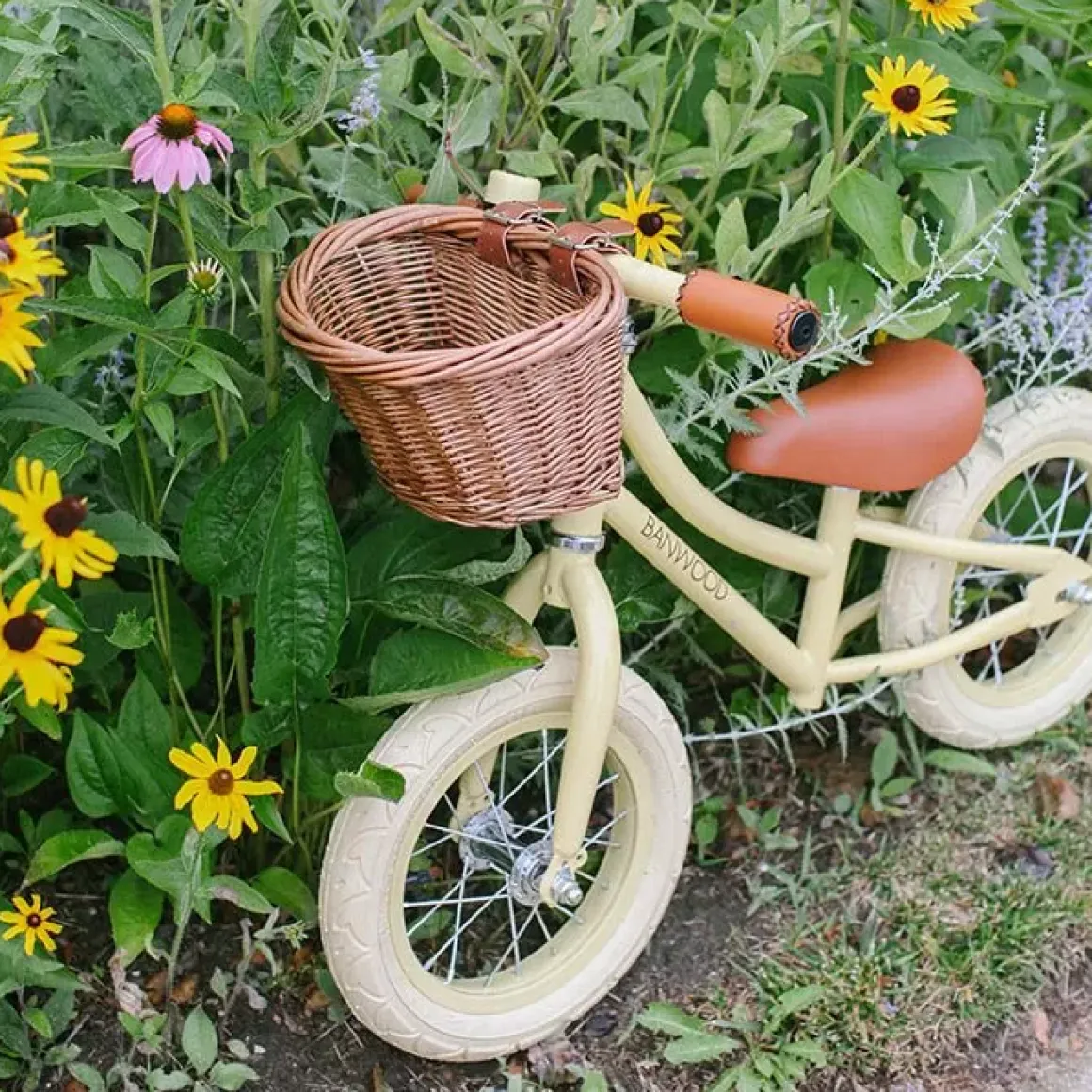 Loopfiets First Go Creme Banwood