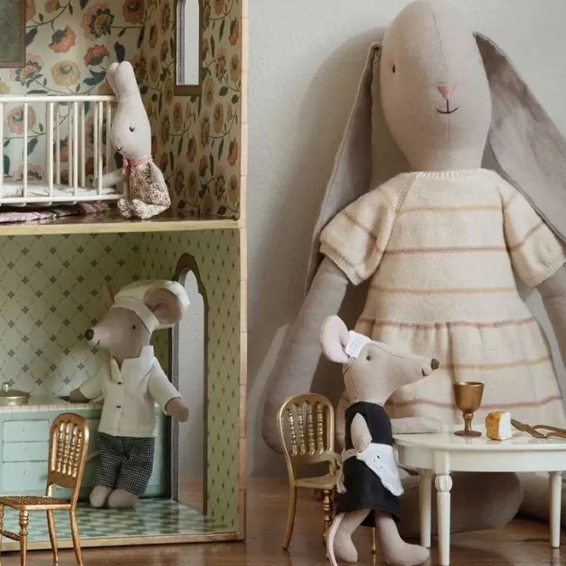 Maileg Serveerster Muis