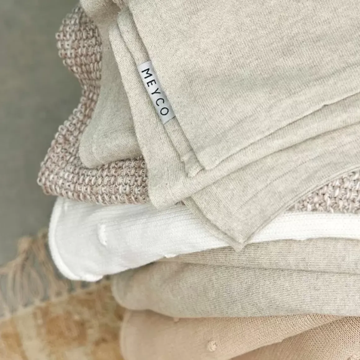 Meyco Ledikantdeken Knit Basic Sand Melange