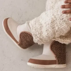 Mrs. Ertha Thermolaarsjes Frizzies Nude Savanna