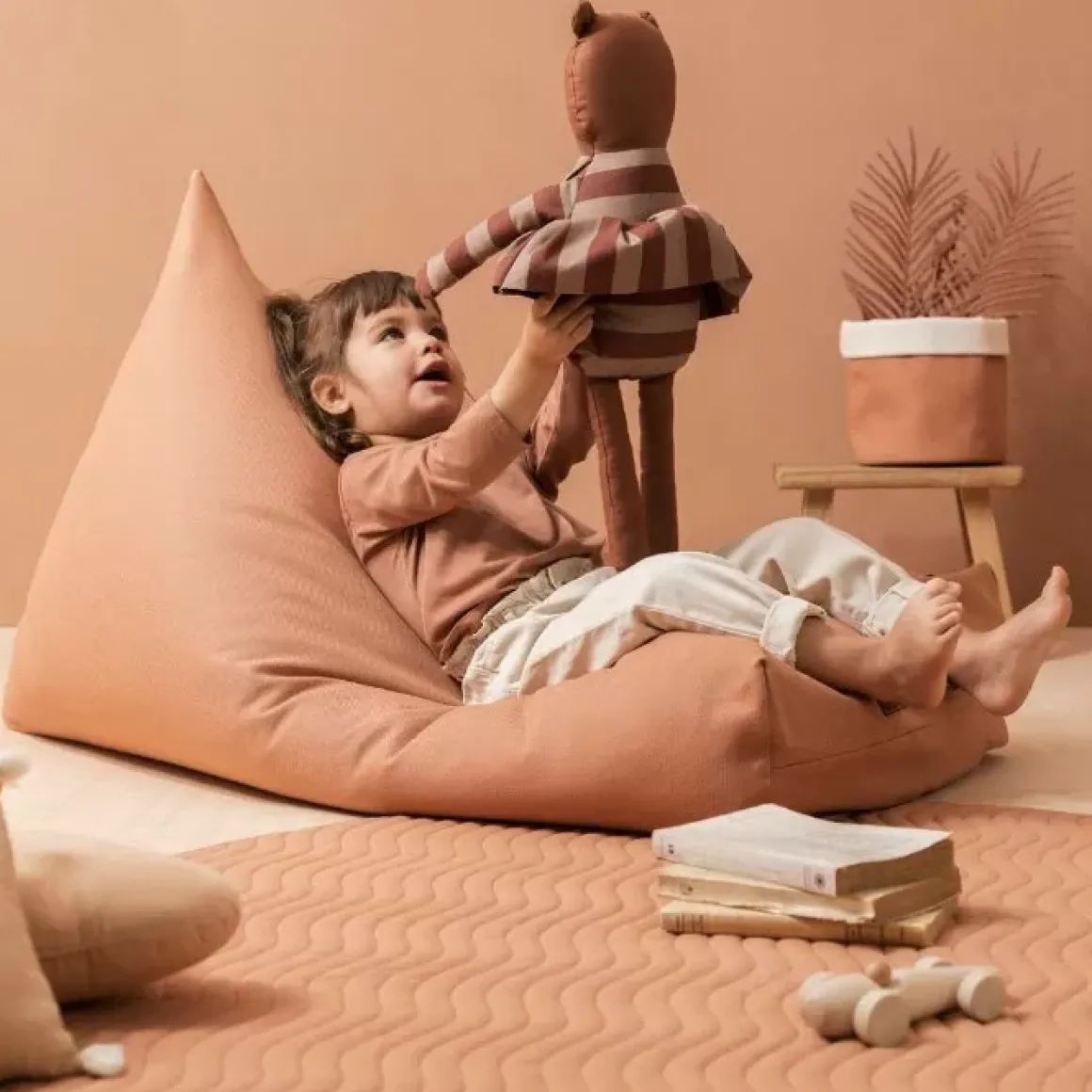 Nobodinoz Knufffel Beer Majestic Marsala Taupe Stripes