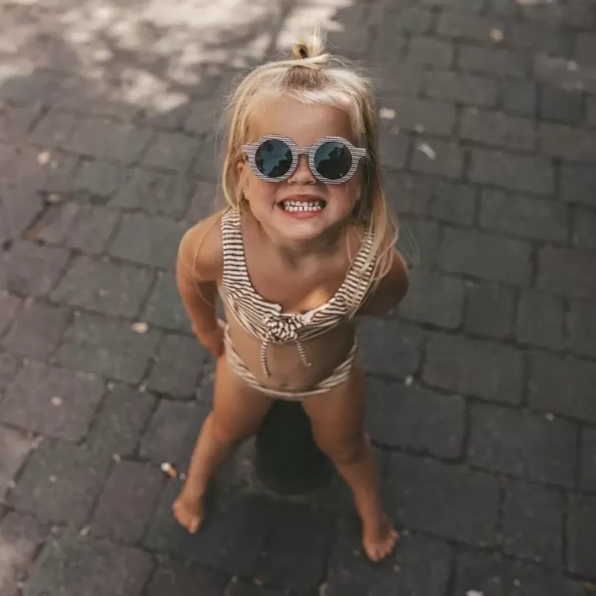 Saron Zonnebril Rib Stripe | Salted Stories