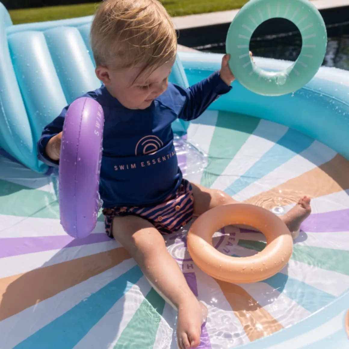 Swim Essentials Opblaaszwembad Rainbow Adventure