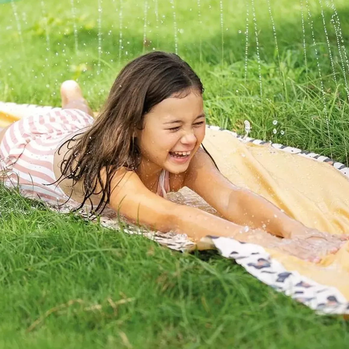 Swim Essentials Single Waterslide Beige Leopard Sprinkler