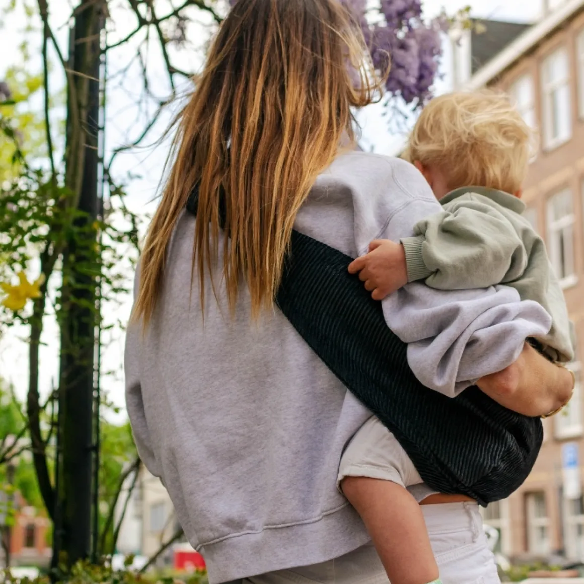 Wildride Peuter Draagzak Zwart Rib